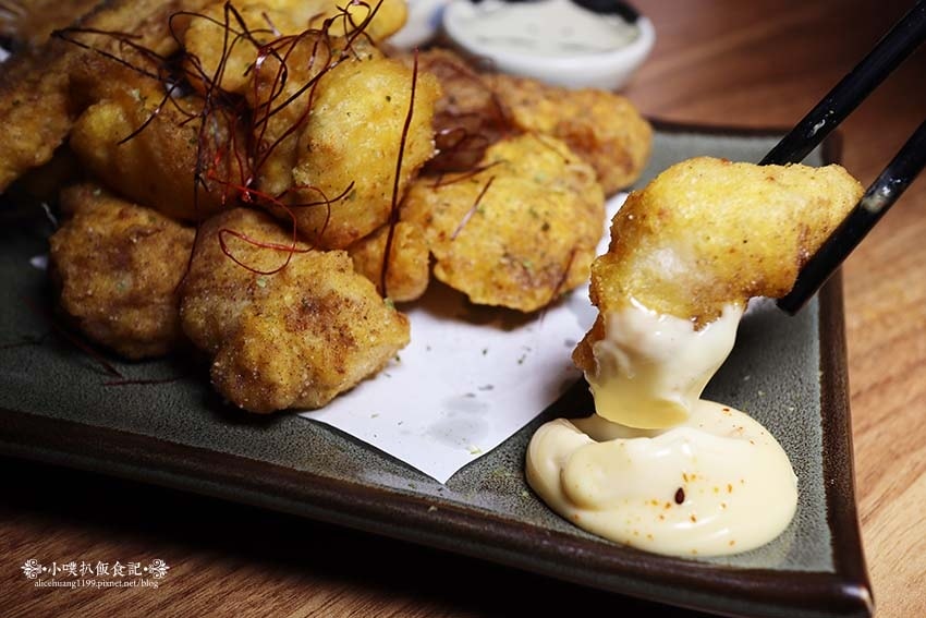 【桃園美食】『三石居酒屋』近桃園火車站、桃園大廟/彷彿一秒飛 【桃園美食】『三石居酒屋』近桃園火車站、桃園大廟/彷彿一秒飛