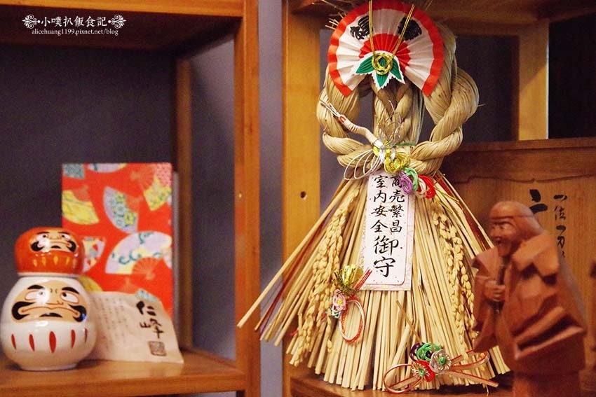 【桃園美食】『三石居酒屋』近桃園火車站、桃園大廟/彷彿一秒飛 【桃園美食】『三石居酒屋』近桃園火車站、桃園大廟/彷彿一秒飛