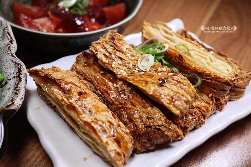 【桃園美食】『三石居酒屋』近桃園火車站、桃園大廟/彷彿一秒飛 【桃園美食】『三石居酒屋』近桃園火車站、桃園大廟/彷彿一秒飛