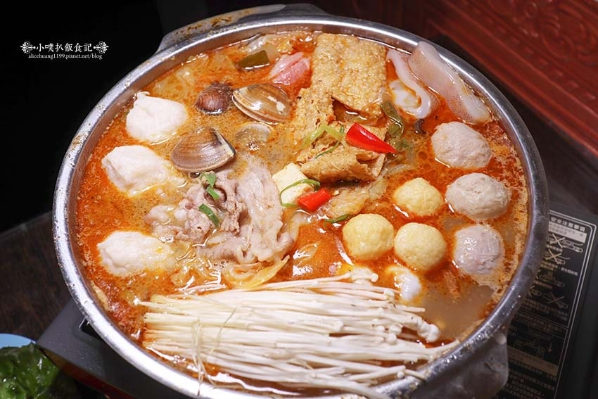 【中和興南夜市美食】『高記砂嗲魚』近南勢角站/中和地表超浮誇 【中和興南夜市美食】『高記砂嗲魚』近南勢角站/中和地表超浮誇