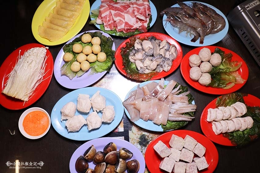 【中和興南夜市美食】『高記砂嗲魚』近南勢角站/中和地表超浮誇 【中和興南夜市美食】『高記砂嗲魚』近南勢角站/中和地表超浮誇