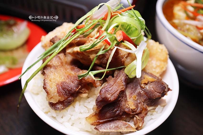 【中和興南夜市美食】『高記砂嗲魚』近南勢角站/中和地表超浮誇 【中和興南夜市美食】『高記砂嗲魚』近南勢角站/中和地表超浮誇