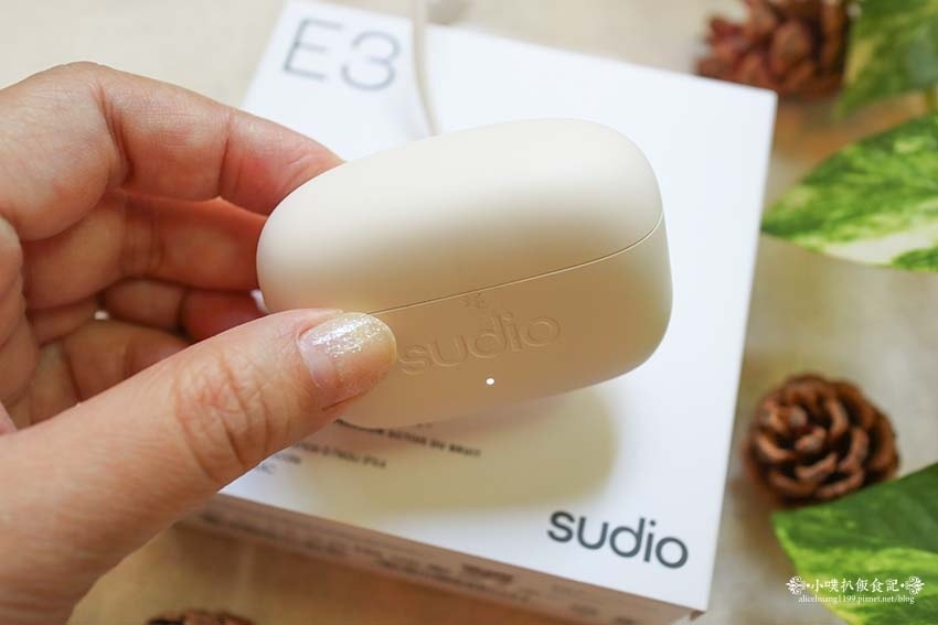【開箱】『旗艦版Sudio E3無線藍芽耳機』來自北歐的時尚 【開箱】『旗艦版Sudio E3無線藍芽耳機』來自北歐的時尚
