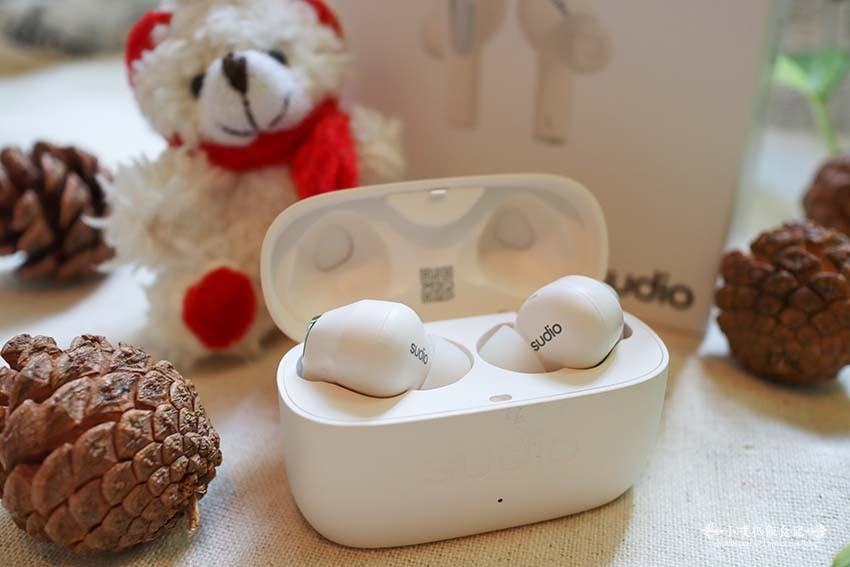 【開箱】『旗艦版Sudio E3無線藍芽耳機』來自北歐的時尚 【開箱】『旗艦版Sudio E3無線藍芽耳機』來自北歐的時尚