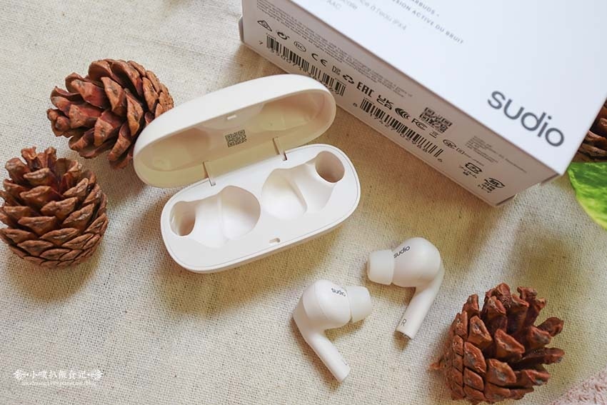 【開箱】『旗艦版Sudio E3無線藍芽耳機』來自北歐的時尚 【開箱】『旗艦版Sudio E3無線藍芽耳機』來自北歐的時尚