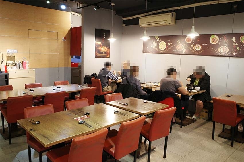 【中和美食】『金花子韓式料理 永安市場店』近永安市場站/平價 【中和美食】『金花子韓式料理 永安市場店』近永安市場站/平價