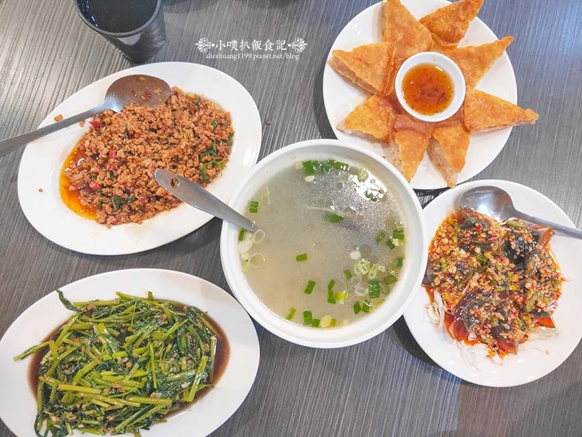 【永和美食】『異國泰式料理』近頂溪站/平價、CP值高/道地泰 【永和美食】『異國泰式料理』近頂溪站/平價、CP值高/道地泰