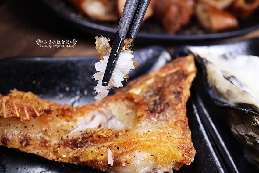 【三重美食】『柒息地串燒居酒屋三重自強店』近三重國小站/平價 【三重美食】『柒息地串燒居酒屋三重自強店』近三重國小站/平價