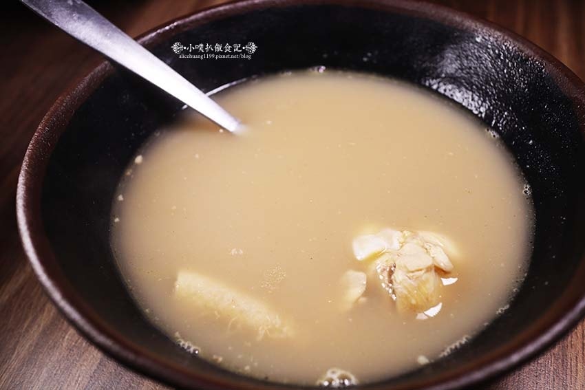 【三重美食】『柒息地串燒居酒屋三重自強店』近三重國小站/平價 【三重美食】『柒息地串燒居酒屋三重自強店』近三重國小站/平價