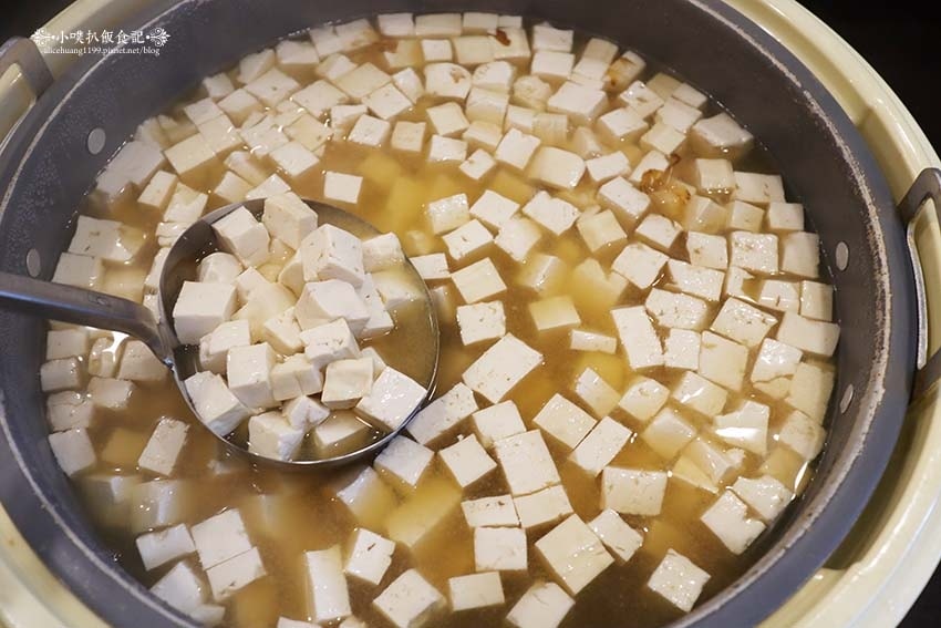 【台北中山站美食】『新丼』近中山站/平價、高CP值/創意丼飯 【台北中山站美食】『新丼』近中山站/平價、高CP值/創意丼飯