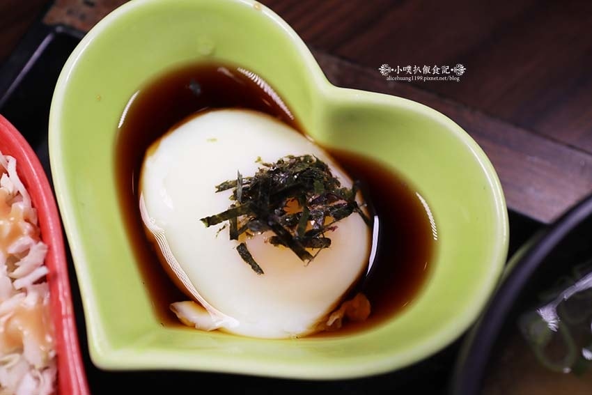 【台北中山站美食】『新丼』近中山站/平價、高CP值/創意丼飯 【台北中山站美食】『新丼』近中山站/平價、高CP值/創意丼飯