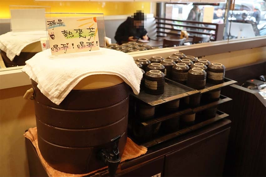 【台北中山站美食】『新丼』近中山站/平價、高CP值/創意丼飯 【台北中山站美食】『新丼』近中山站/平價、高CP值/創意丼飯