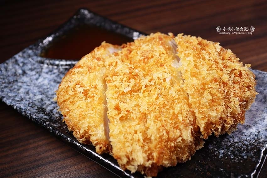 【台北中山站美食】『新丼』近中山站/平價、高CP值/創意丼飯 【台北中山站美食】『新丼』近中山站/平價、高CP值/創意丼飯