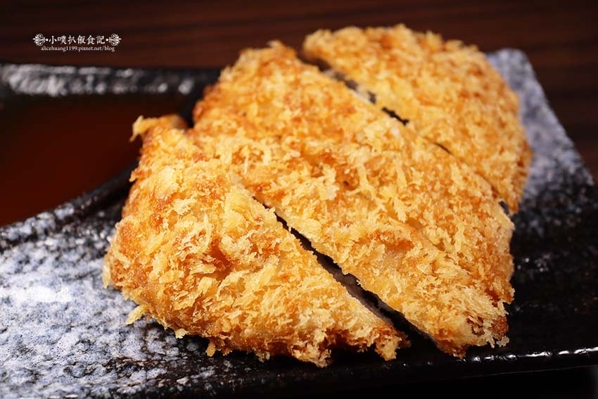 【台北中山站美食】『新丼』近中山站/平價、高CP值/創意丼飯 【台北中山站美食】『新丼』近中山站/平價、高CP值/創意丼飯