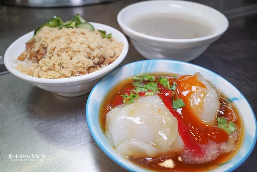 【高雄美食】『肉圓。米糕。四神湯(高雄鼓山)華榮路』近巨蛋站 【高雄美食】『肉圓。米糕。四神湯(高雄鼓山)華榮路』近巨蛋站