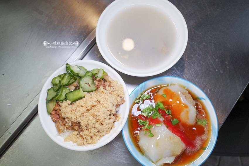 【高雄美食】『肉圓。米糕。四神湯(高雄鼓山)華榮路』近巨蛋站 【高雄美食】『肉圓。米糕。四神湯(高雄鼓山)華榮路』近巨蛋站