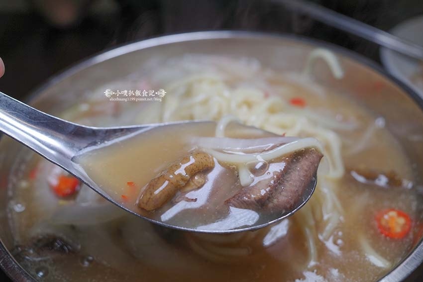 【永和美食】『嘉義鱔魚麵』近樂華夜市/永和永貞路美食/南部傳 【永和美食】『嘉義鱔魚麵』近樂華夜市/永和永貞路美食/南部傳