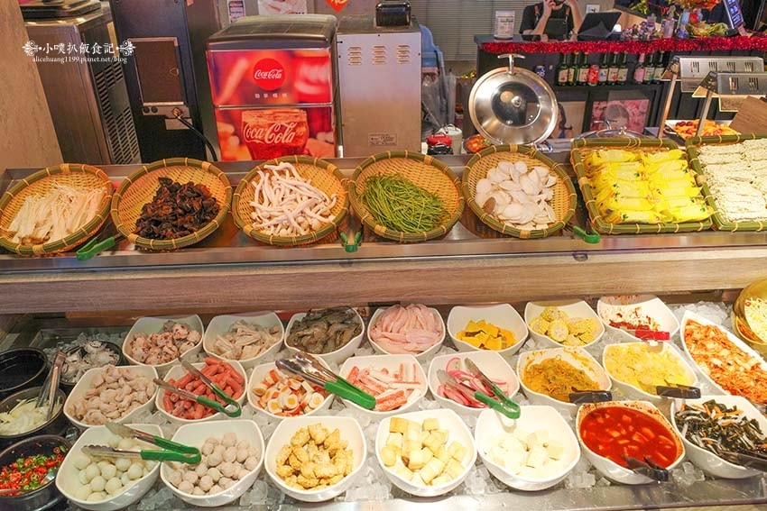 【西門美食】『阿豬嘻烤肉村 西門店』近西門站/銅盤烤肉+部隊 【西門美食】『阿豬嘻烤肉村 西門店』近西門站/銅盤烤肉+部隊