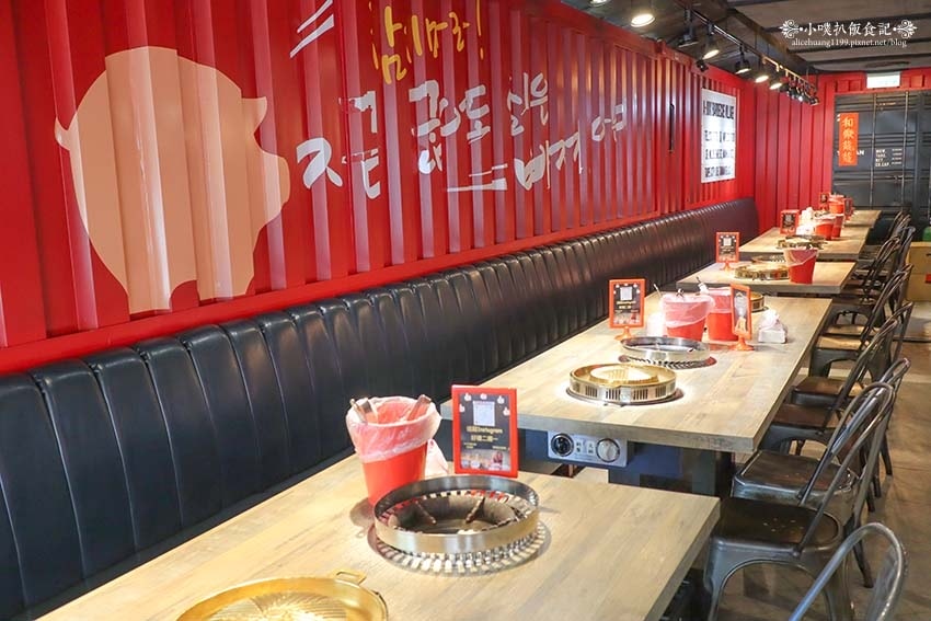 【西門美食】『阿豬嘻烤肉村 西門店』近西門站/銅盤烤肉+部隊 【西門美食】『阿豬嘻烤肉村 西門店』近西門站/銅盤烤肉+部隊