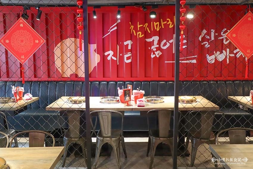 【西門美食】『阿豬嘻烤肉村 西門店』近西門站/銅盤烤肉+部隊 【西門美食】『阿豬嘻烤肉村 西門店』近西門站/銅盤烤肉+部隊