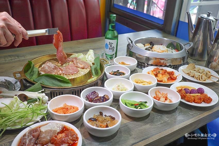 【西門美食】『阿豬嘻烤肉村 西門店』近西門站/銅盤烤肉+部隊 【西門美食】『阿豬嘻烤肉村 西門店』近西門站/銅盤烤肉+部隊