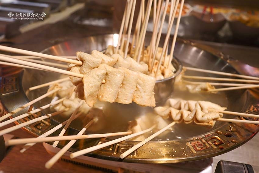 【西門美食】『阿豬嘻烤肉村 西門店』近西門站/銅盤烤肉+部隊 【西門美食】『阿豬嘻烤肉村 西門店』近西門站/銅盤烤肉+部隊
