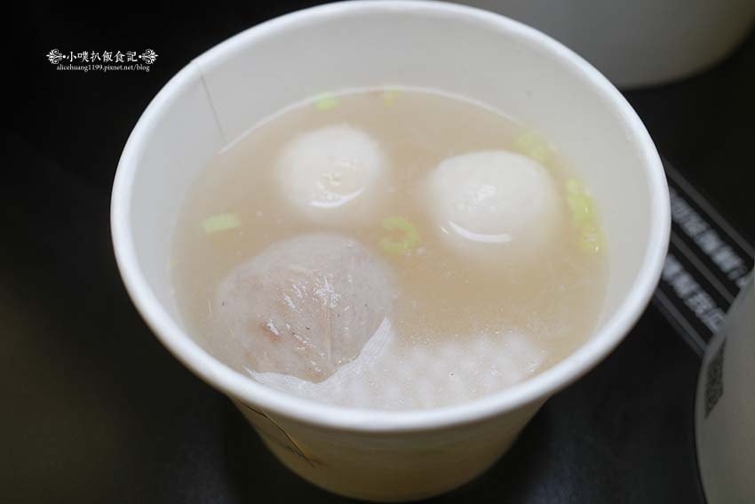 【永和美食】『上田雞肉』近永安市場站/外皮Q彈、肉質細嫩好吃 【永和美食】『上田雞肉』近永安市場站/外皮Q彈、肉質細嫩好吃