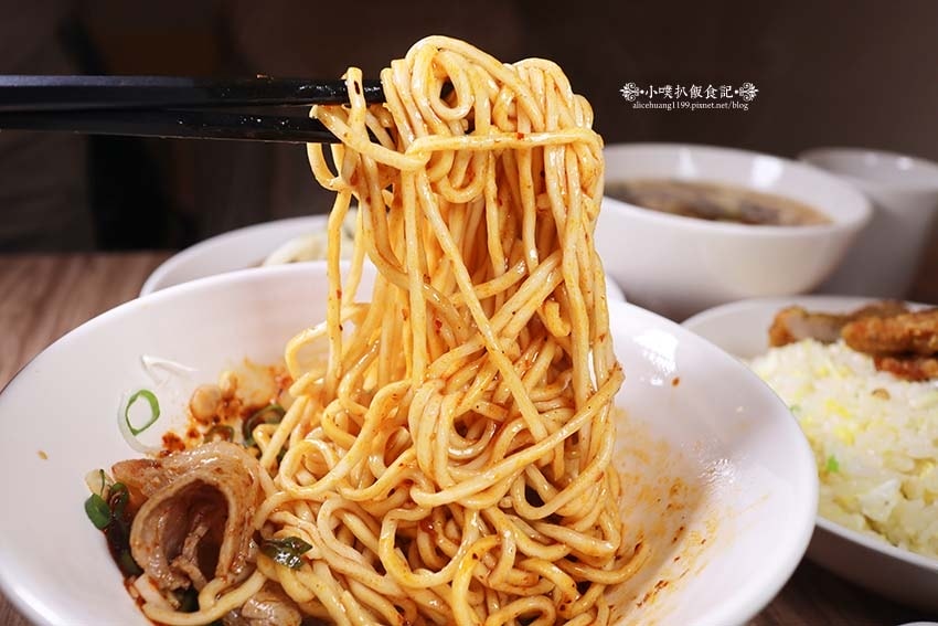 【永和美食】『小本經營』近頂溪站/地表最強平價鼎泰豐/平價、 【永和美食】『小本經營』近頂溪站/地表最強平價鼎泰豐/平價、