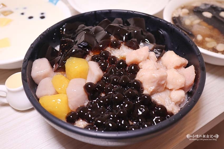 【三重甜品】『滿溢本舖 三重正義店』近台北橋站/傳承三代匠人 【三重甜品】『滿溢本舖 三重正義店』近台北橋站/傳承三代匠人