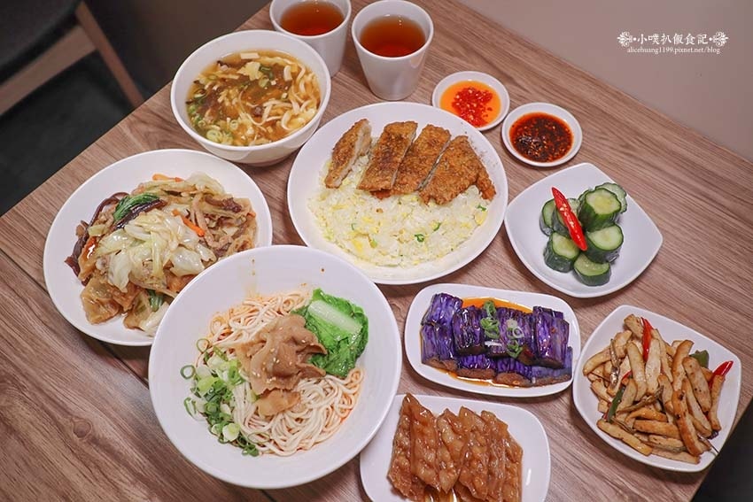 【永和美食】『小本經營』近頂溪站/地表最強平價鼎泰豐/平價、 【永和美食】『小本經營』近頂溪站/地表最強平價鼎泰豐/平價、