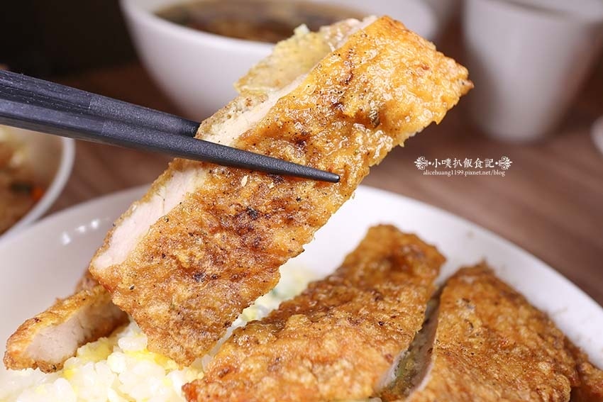 【永和美食】『小本經營』近頂溪站/地表最強平價鼎泰豐/平價、 【永和美食】『小本經營』近頂溪站/地表最強平價鼎泰豐/平價、