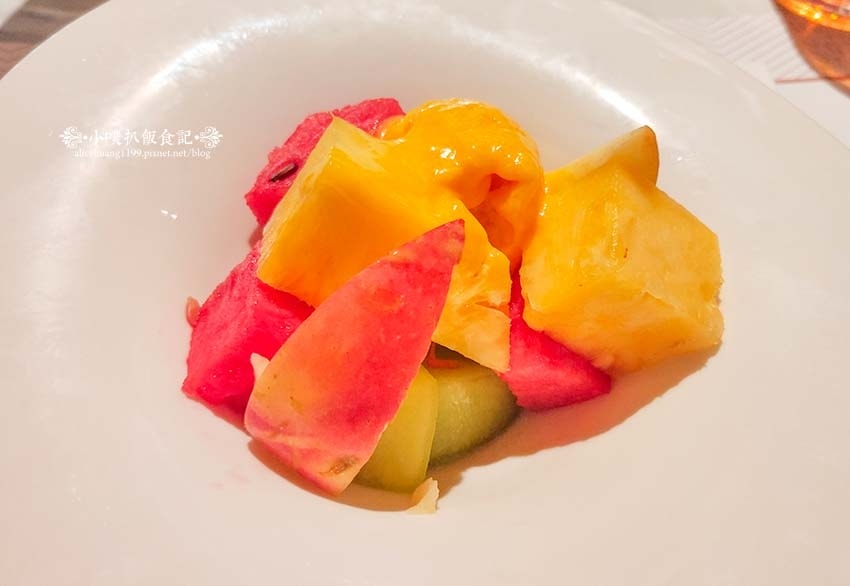 【中和美食】『西堤牛排 中和板南店』近中原站/八道精緻西式套 【中和美食】『西堤牛排 中和板南店』近中原站/八道精緻西式套