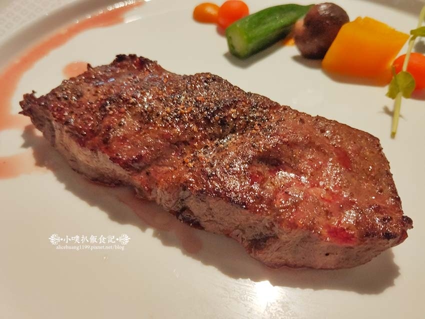 【中和美食】『西堤牛排 中和板南店』近中原站/八道精緻西式套 【中和美食】『西堤牛排 中和板南店』近中原站/八道精緻西式套