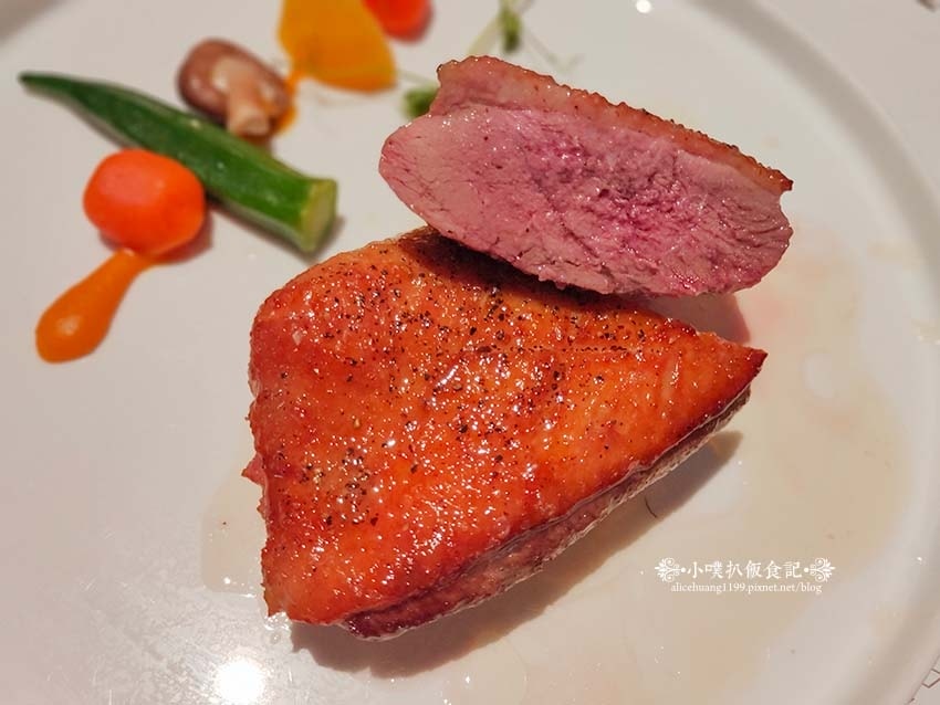 【中和美食】『西堤牛排 中和板南店』近中原站/八道精緻西式套 【中和美食】『西堤牛排 中和板南店』近中原站/八道精緻西式套