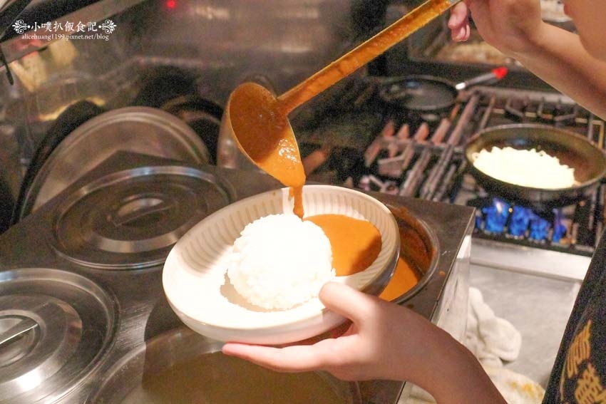 【新莊咖哩】『喜歡咖哩 Love Curry 中原店』新莊最 【新莊咖哩】『喜歡咖哩 Love Curry 中原店』新莊最