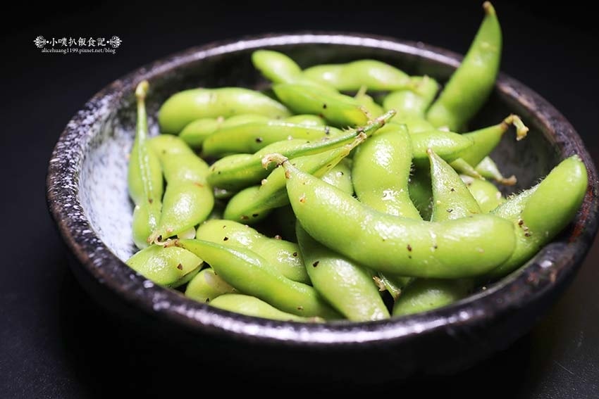 【西門町美食】『羊騷殿』近西門站/全台首間自動燒烤羊肉串,輕 【西門町美食】『羊騷殿』近西門站/全台首間自動燒烤羊肉串,輕