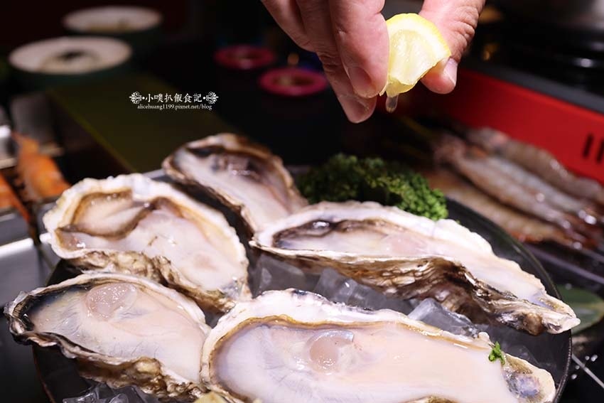 【西門町美食】『羊騷殿』近西門站/全台首間自動燒烤羊肉串,輕 【西門町美食】『羊騷殿』近西門站/全台首間自動燒烤羊肉串,輕