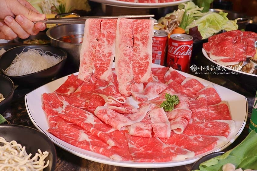 【圓山美食】『丰明殿圓山店』近圓山站/超高CP值海陸火鍋套餐 【圓山美食】『丰明殿圓山店』近圓山站/超高CP值海陸火鍋套餐