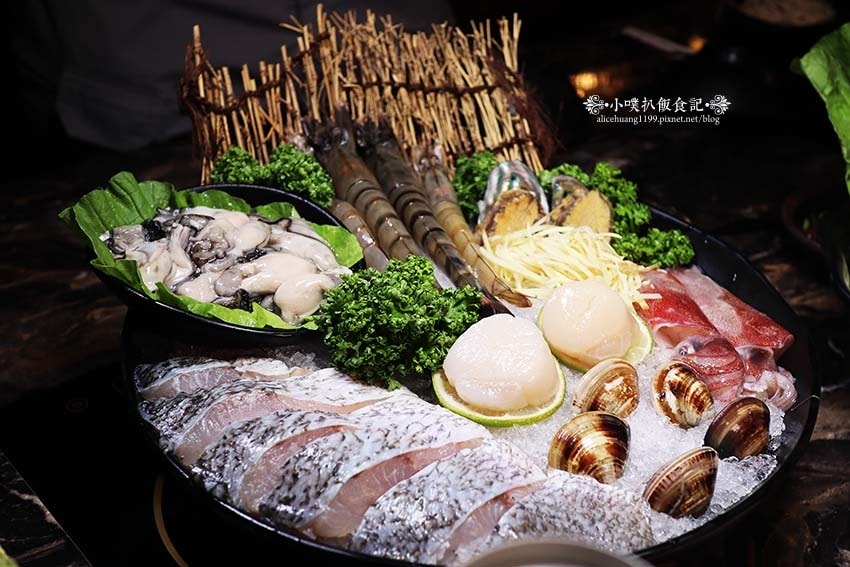 【圓山美食】『丰明殿圓山店』近圓山站/超高CP值海陸火鍋套餐 【圓山美食】『丰明殿圓山店』近圓山站/超高CP值海陸火鍋套餐