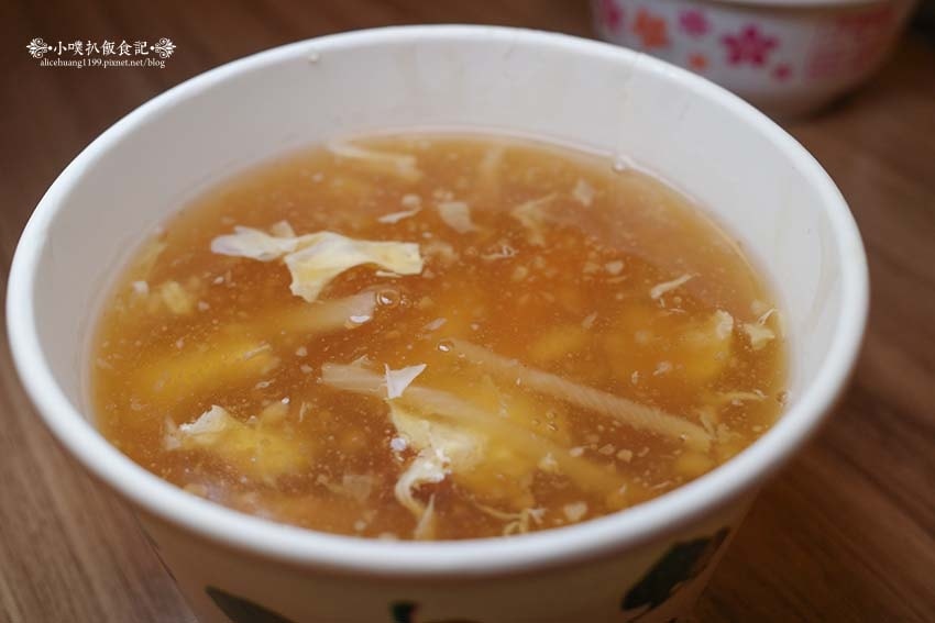 【樂華夜市美食】『樂華三鮮羹二店』超人氣必吃美食/三鮮羹加台 【樂華夜市美食】『樂華三鮮羹二店』超人氣必吃美食/三鮮羹加台