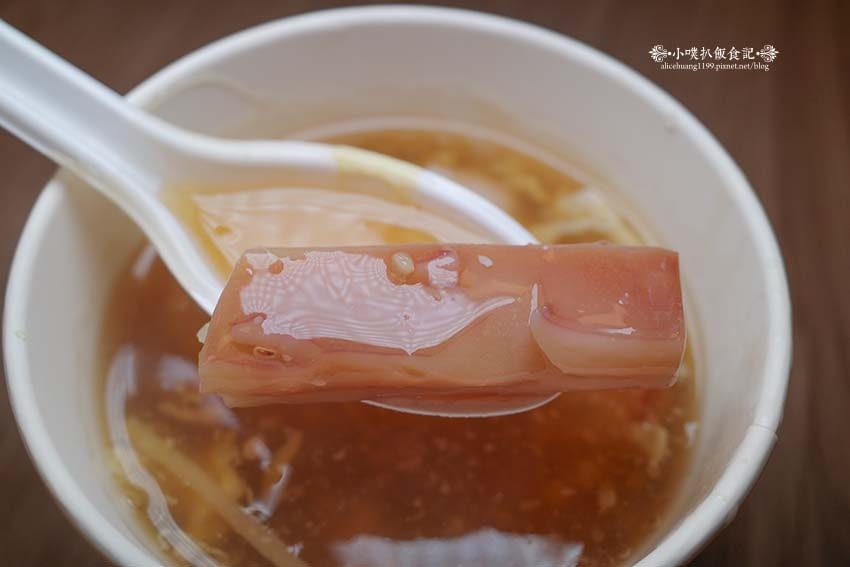 【樂華夜市美食】『樂華三鮮羹二店』超人氣必吃美食/三鮮羹加台 【樂華夜市美食】『樂華三鮮羹二店』超人氣必吃美食/三鮮羹加台