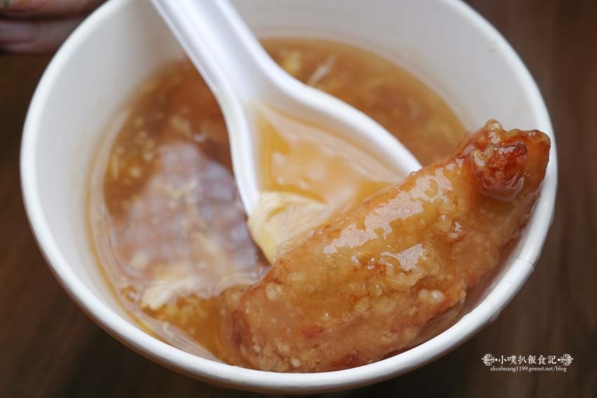 【樂華夜市美食】『樂華三鮮羹二店』超人氣必吃美食/三鮮羹加台 【樂華夜市美食】『樂華三鮮羹二店』超人氣必吃美食/三鮮羹加台