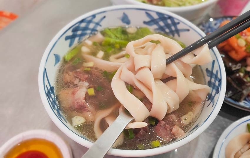 【永和美食】『老王原汁牛肉麵 保平店』近樂華夜市/高CP值/ 【永和美食】『老王原汁牛肉麵 保平店』近樂華夜市/高CP值/