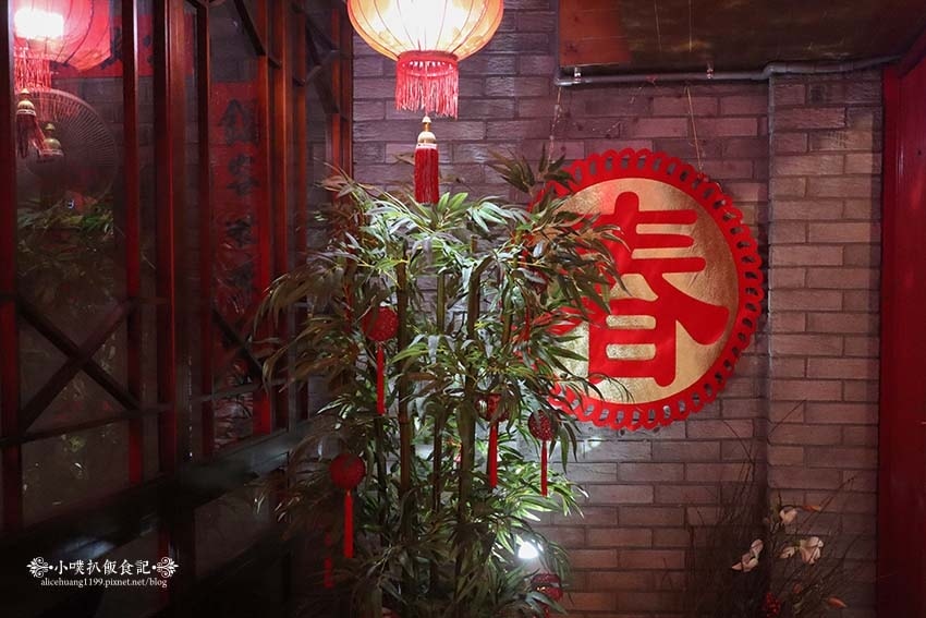 【台北松山美食】『完鍋子熱炒』近忠孝敦化站/市民大道平價熱炒 【台北松山美食】『完鍋子熱炒』近忠孝敦化站/市民大道平價熱炒