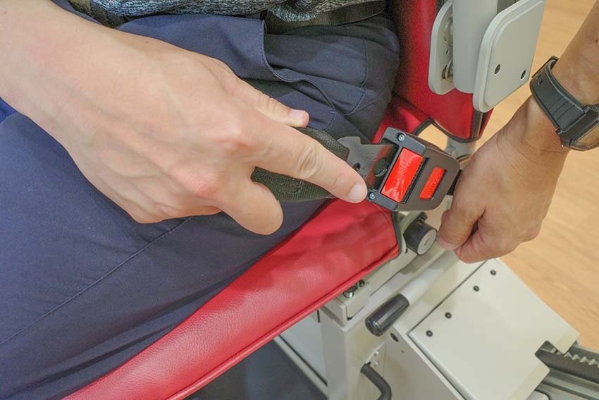 【樓梯升降椅推薦】『羅布森樓梯升降椅』樓梯升降椅第一品牌/M 【樓梯升降椅推薦】『羅布森樓梯升降椅』樓梯升降椅第一品牌/M