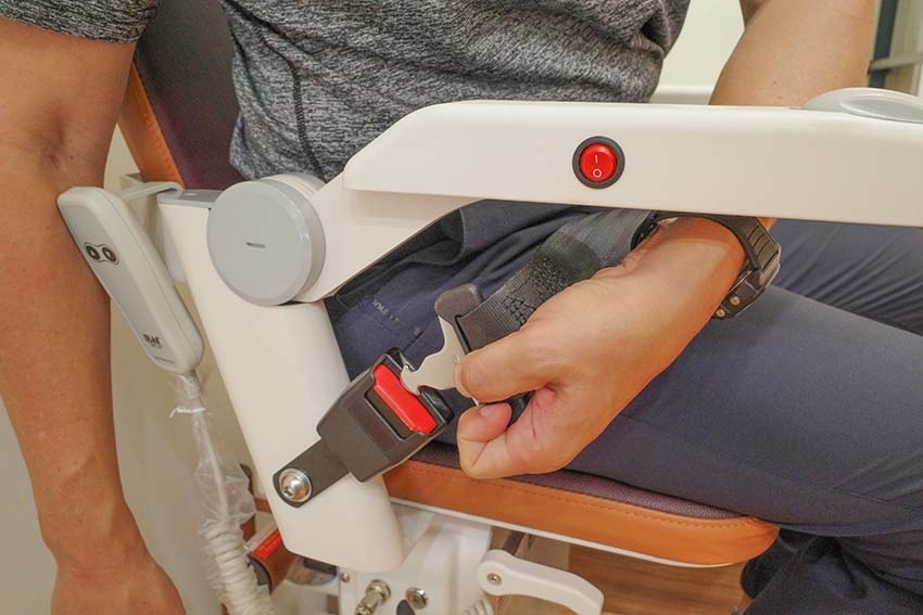 【樓梯升降椅推薦】『羅布森樓梯升降椅』樓梯升降椅第一品牌/M 【樓梯升降椅推薦】『羅布森樓梯升降椅』樓梯升降椅第一品牌/M