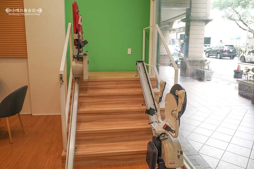 【樓梯升降椅推薦】『羅布森樓梯升降椅』樓梯升降椅第一品牌/M 【樓梯升降椅推薦】『羅布森樓梯升降椅』樓梯升降椅第一品牌/M