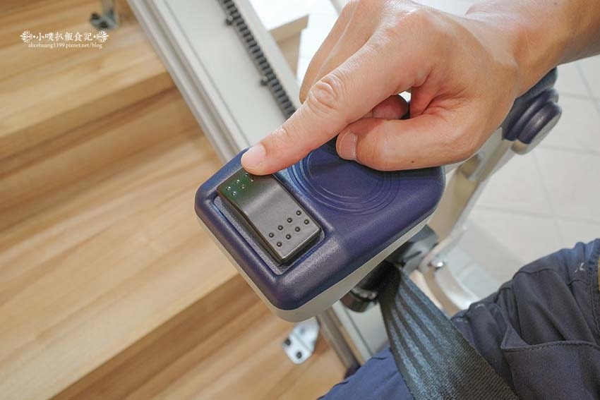 【樓梯升降椅推薦】『羅布森樓梯升降椅』樓梯升降椅第一品牌/M 【樓梯升降椅推薦】『羅布森樓梯升降椅』樓梯升降椅第一品牌/M