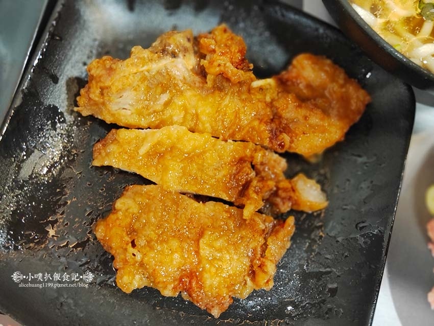 【中和美食】『梁社漢排骨 中和圓通店』近雙和醫院/兩岸十大名 【中和美食】『梁社漢排骨 中和圓通店』近雙和醫院/兩岸十大名