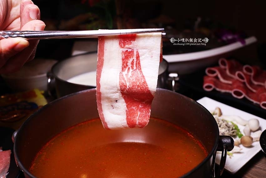 【新莊火鍋推薦】『双禾町鍋物新莊店』 【新莊火鍋推薦】『双禾町鍋物新莊店』